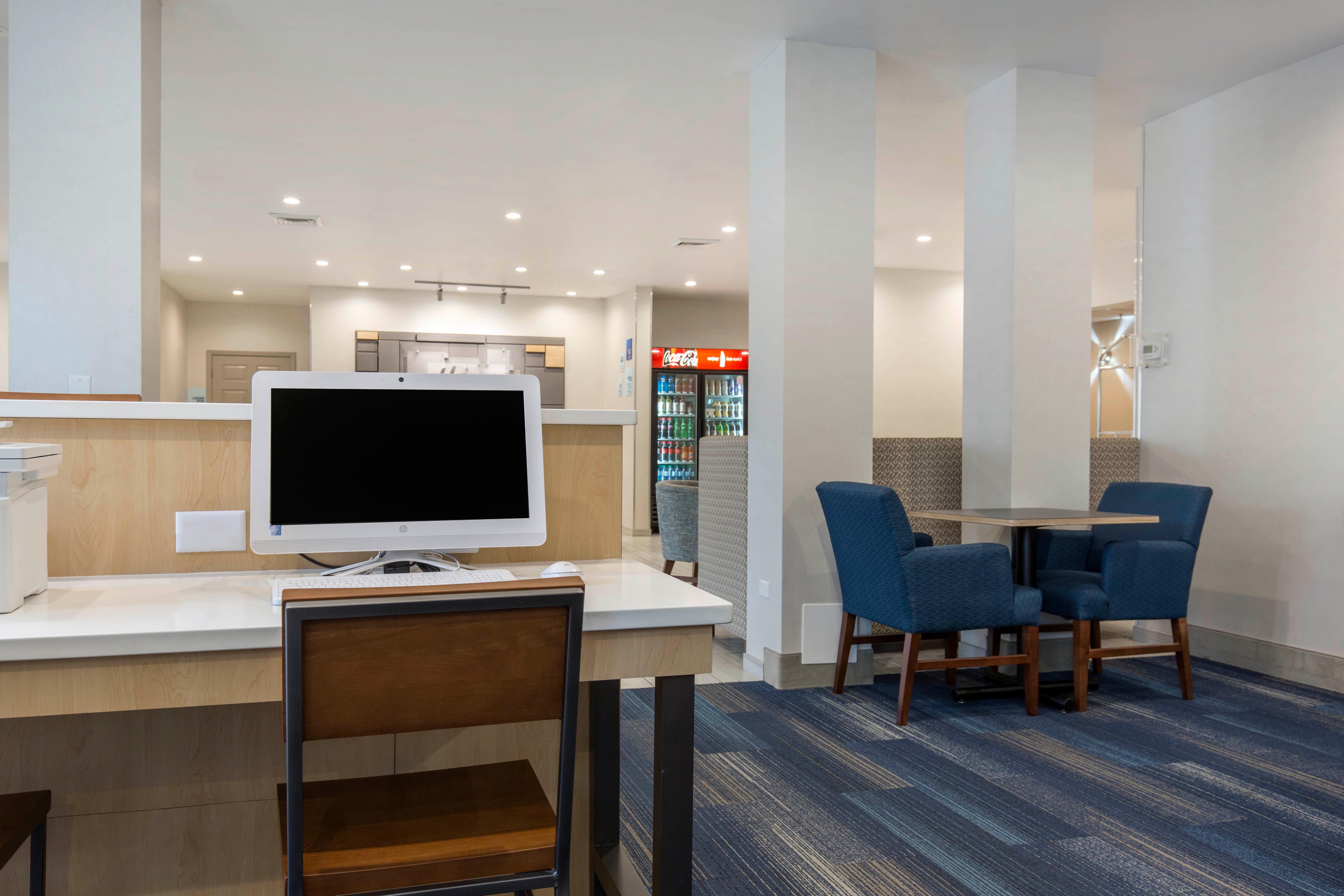 Holiday Inn Express And Suites Chicago West - St Charles By Ihg Saint Charles Exterior foto