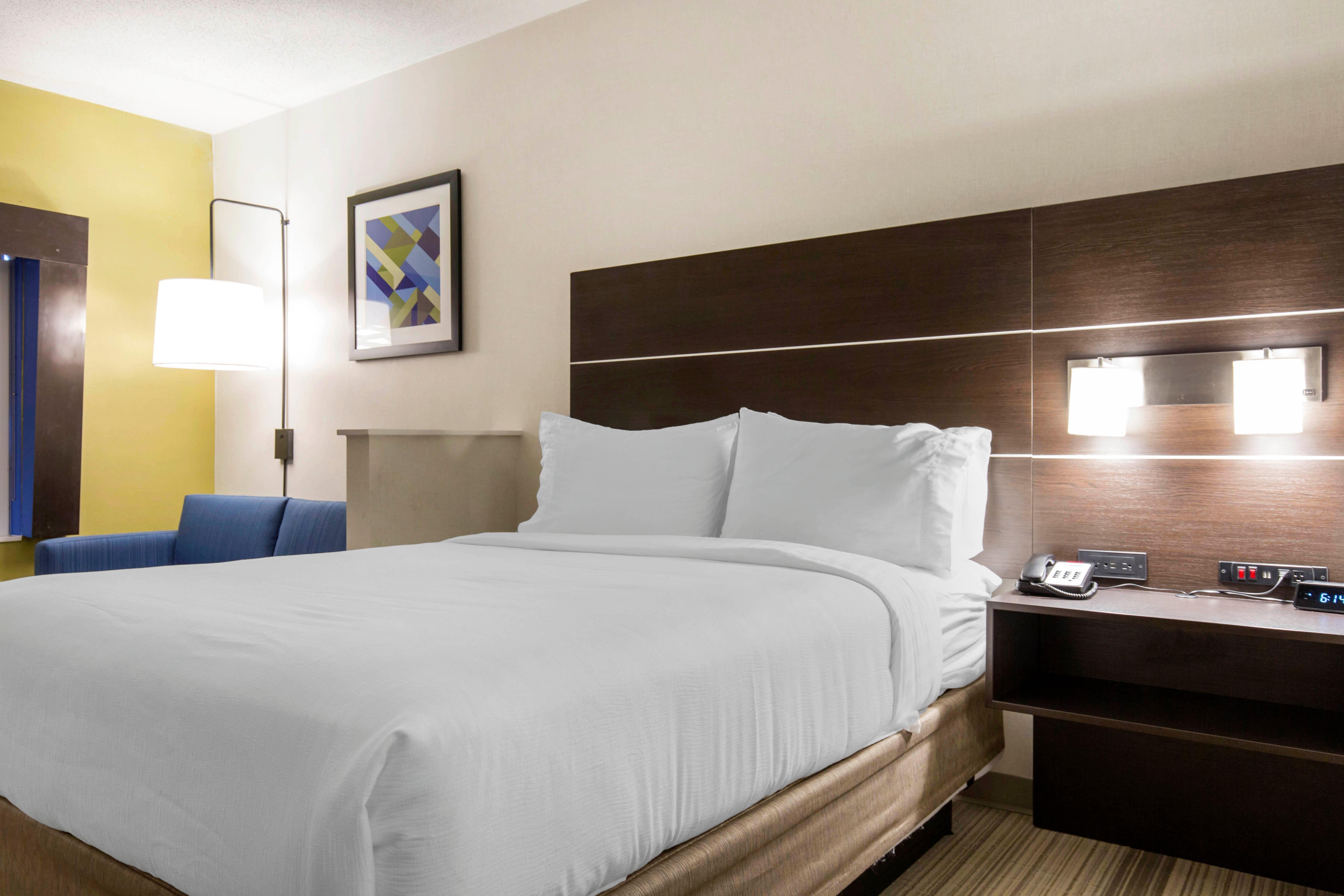 Holiday Inn Express And Suites Chicago West - St Charles By Ihg Saint Charles Exterior foto