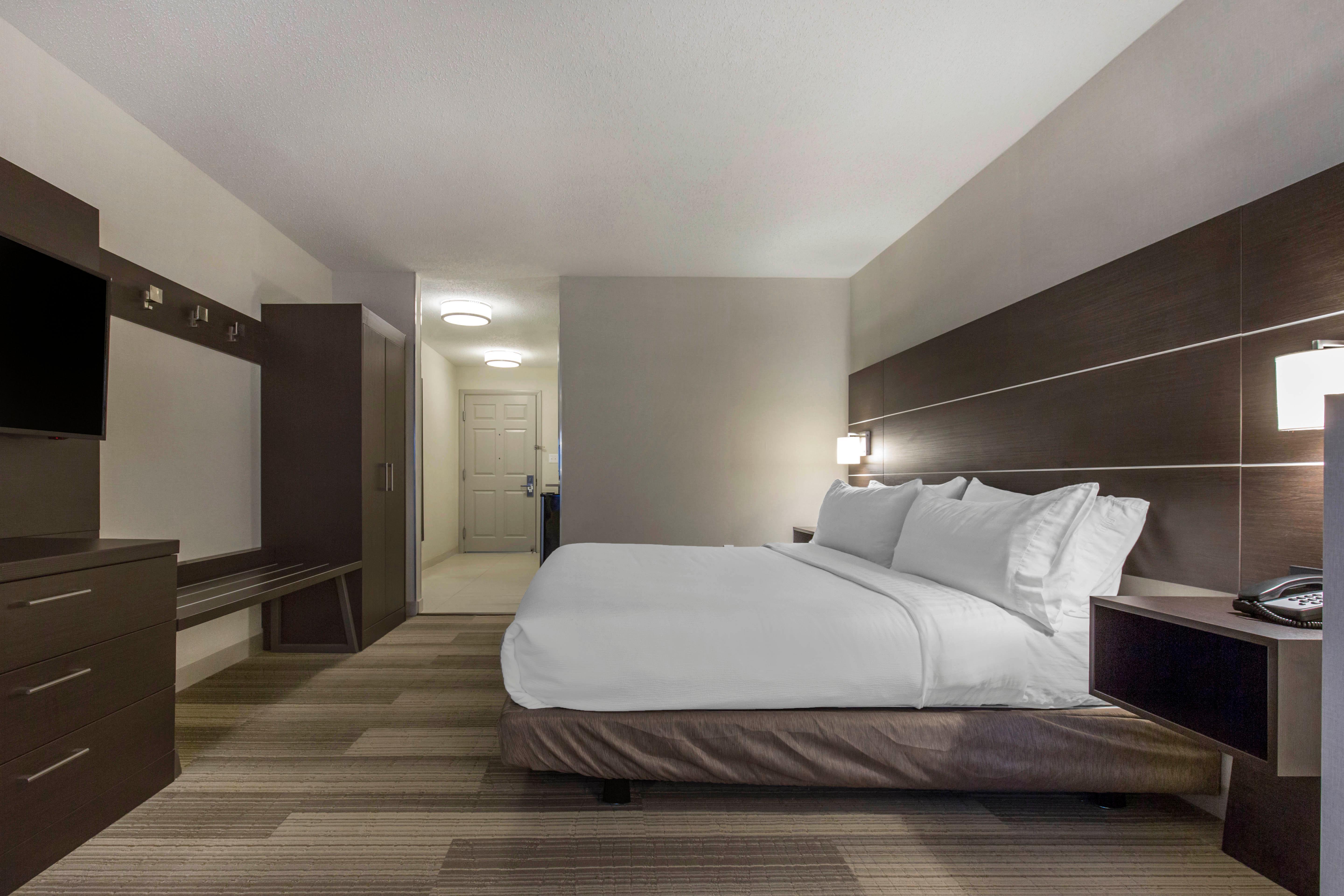 Holiday Inn Express And Suites Chicago West - St Charles By Ihg Saint Charles Exterior foto